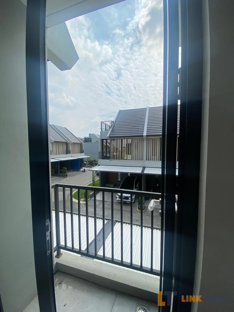 Linktown Grand Wisata Bekasi